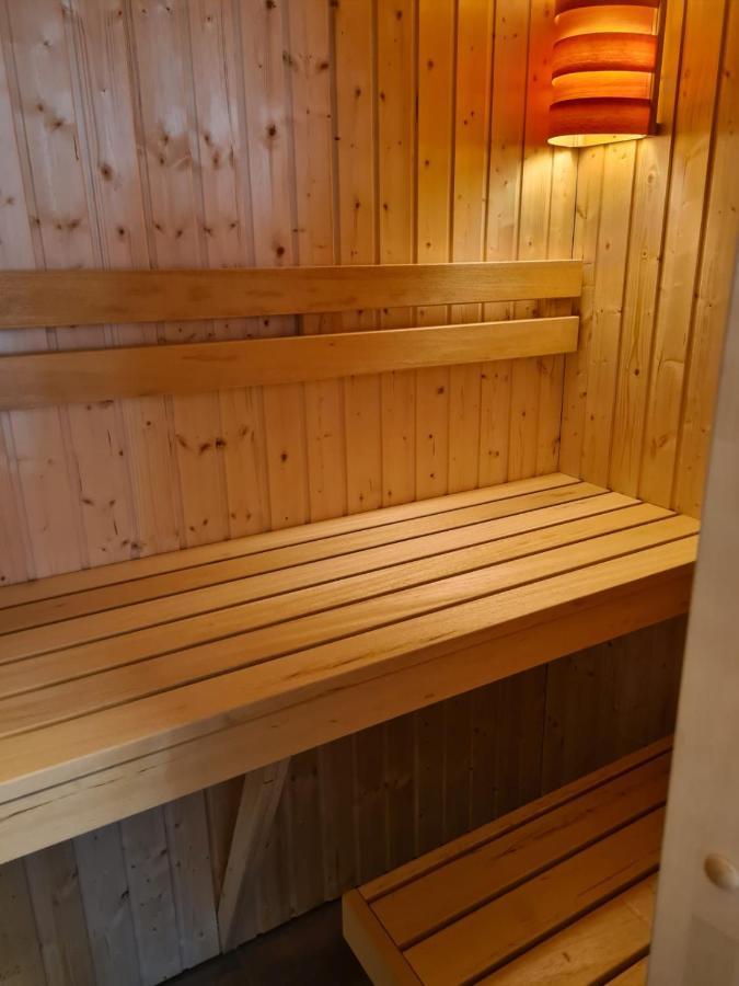 Haus Kuestenbrise - Urlaub Mit Hund An Der Kueste Mit Eigenen Garten, Sauna Und Gemuetlichen Kaminfeuer Schweiburg Bagian luar foto