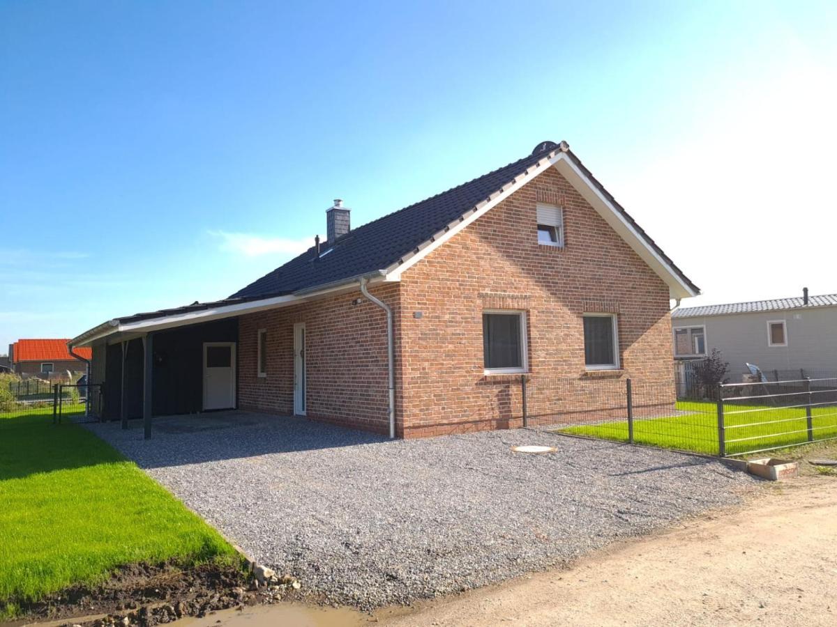 Haus Kuestenbrise - Urlaub Mit Hund An Der Kueste Mit Eigenen Garten, Sauna Und Gemuetlichen Kaminfeuer Schweiburg Bagian luar foto
